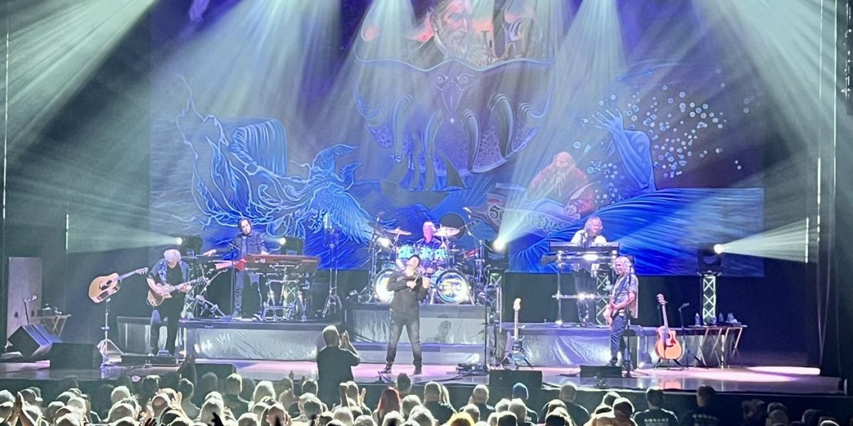 NJCU Faculty Member Joe Deninzon Performs With the Band Kansas