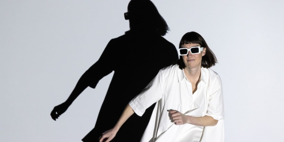 NO WOMAN IS AN ISLAND to Tour Ireland With Róisín Stack