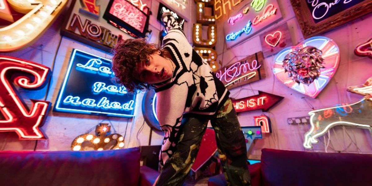 NOAHFINNCE Releases New Single '3 DAY HEADACHE'