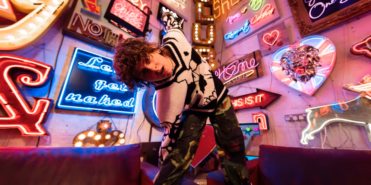 NOAHFINNCE Releases New Single '3 DAY HEADACHE'; Will Play Gramercy Theatre in March