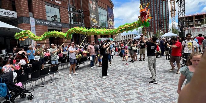 Nai-Ni Chen Dance Company to Lead Dragon Procession in Newark for Lunar New Year Photos