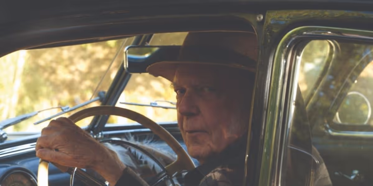 Neil Young & THE CHROME HEARTS Announce New Album SECOND SONG