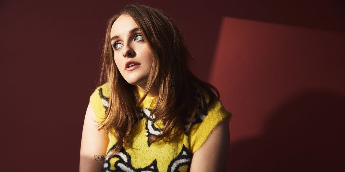 Nell Mescal Shares New Single 'Punchline'