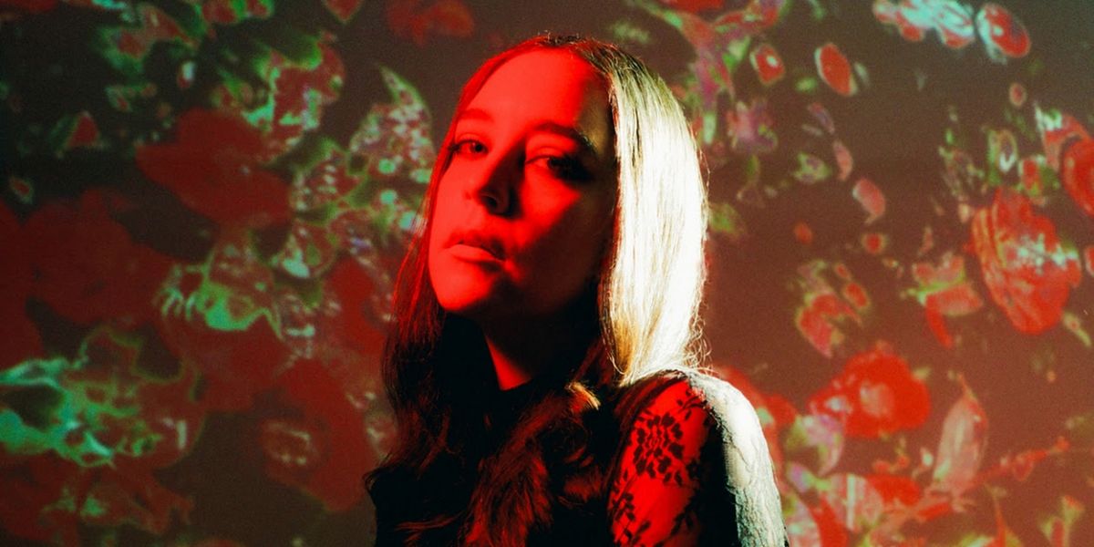 Nicole Marxen to Release New Album 'Thorns', Listen to a Single