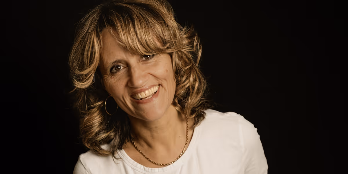 Nina Conti Brings WHO'S FACE IS IT ANYWAY? to the Apollo Theatre