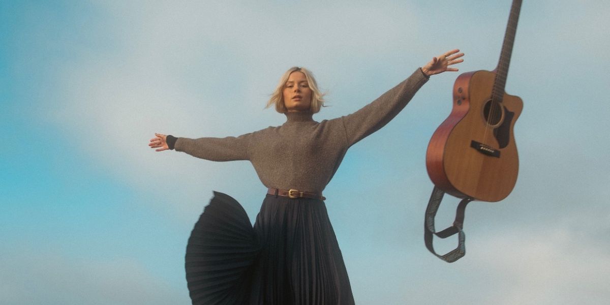 Nina Nesbitt Releases New Album 'Mountain Music'