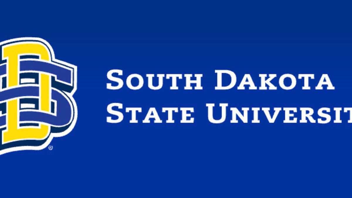 Noël Coward's BLITHE SPIRIT Will Come to South Dakota State University