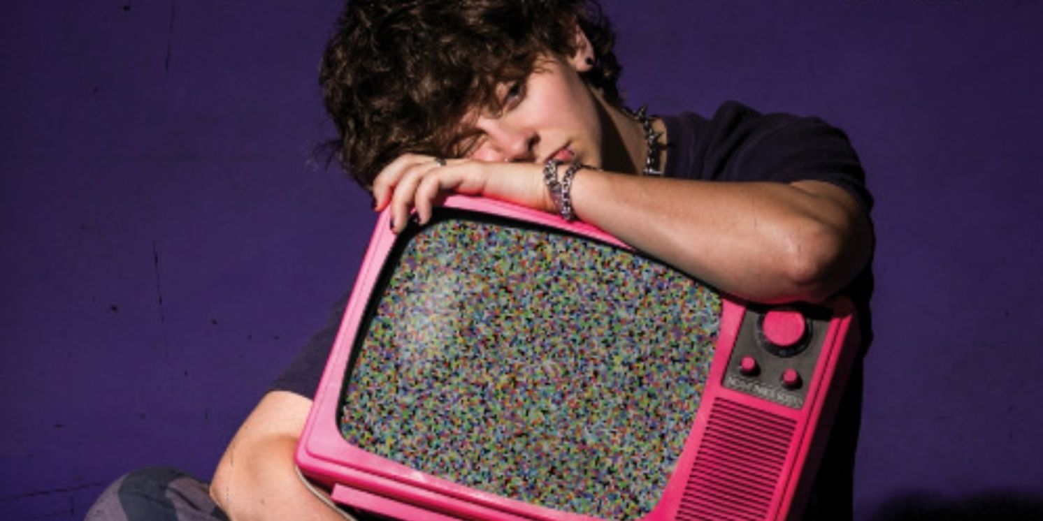 NOAHFINNCE Drops New Album 'Growing up on the Internet'  Image