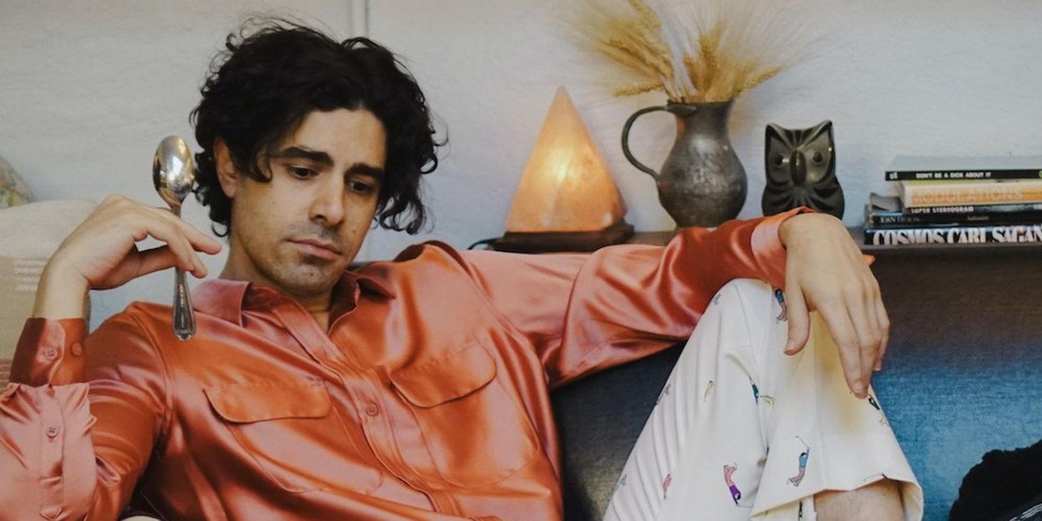 OKLAHOMA! Star Damon Daunno Releases Debut Single 'Time Machine'  Image