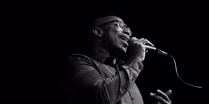 OLD FRIENDS Cabaret Will Come to Vivid Stage This Month Photos