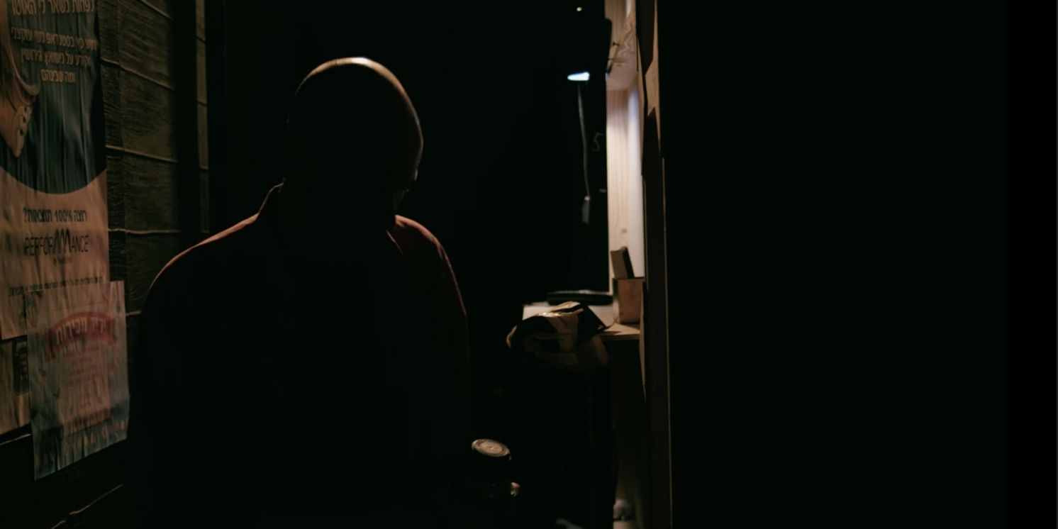 ONE HORSE ENTERED THE BAR Comes to the Cameri Theatre This Month  Image