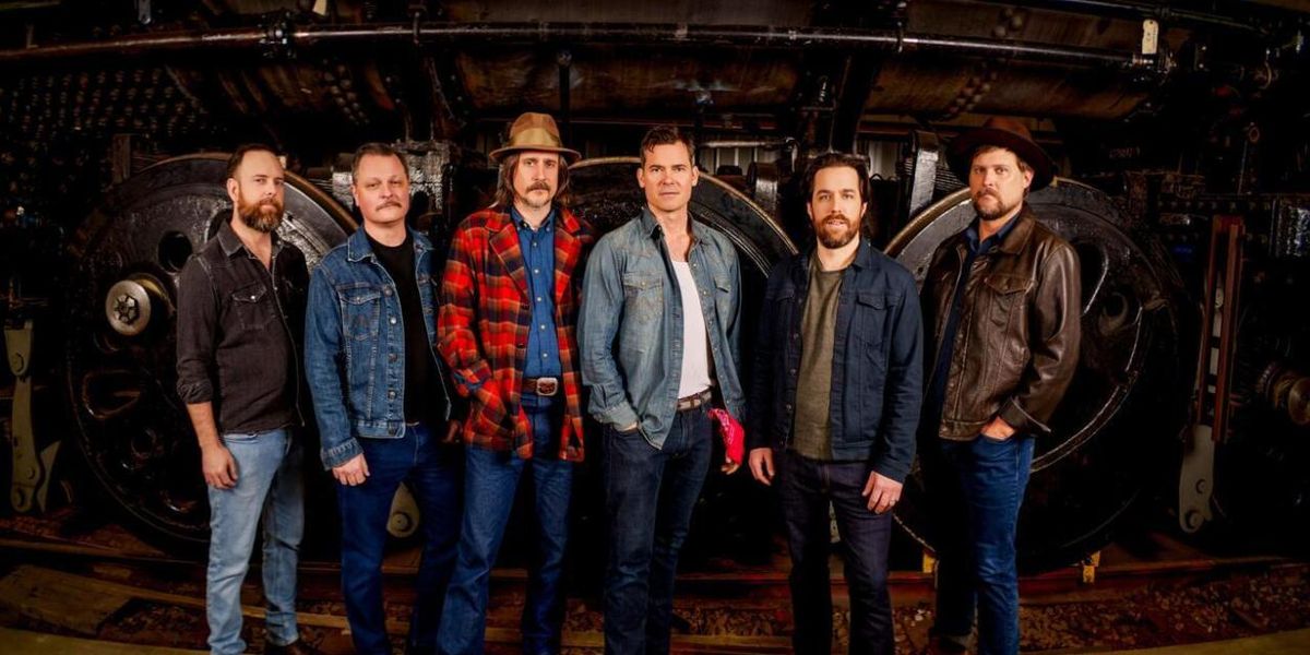 Old Crow Medicine Show to Return to Ryman for 17th New Year's Eve