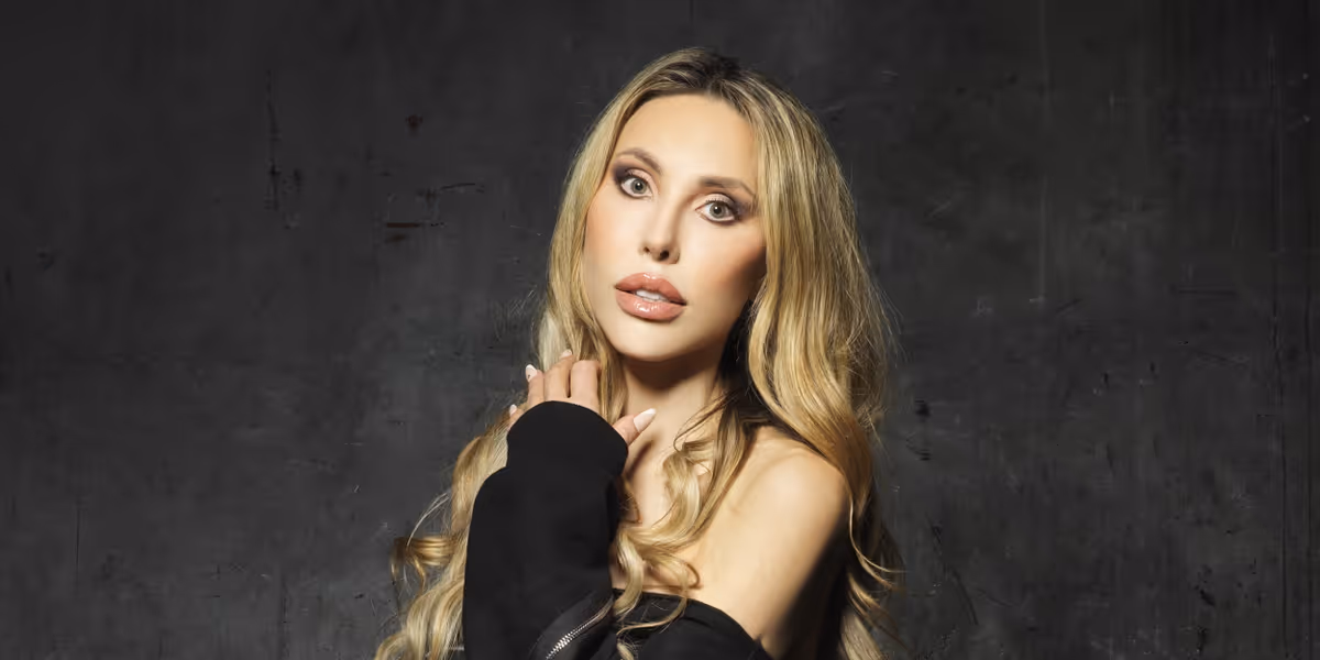 Olivia Newton-John's Daughter Chloe Lattanzi Releases New Song 'Phoenix'