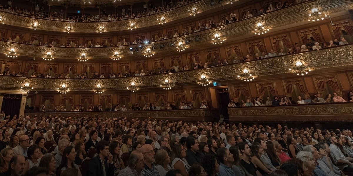 Orquesta Académica del Teatro Colón Performs Wagner – Chaikovski at Teatro Colon