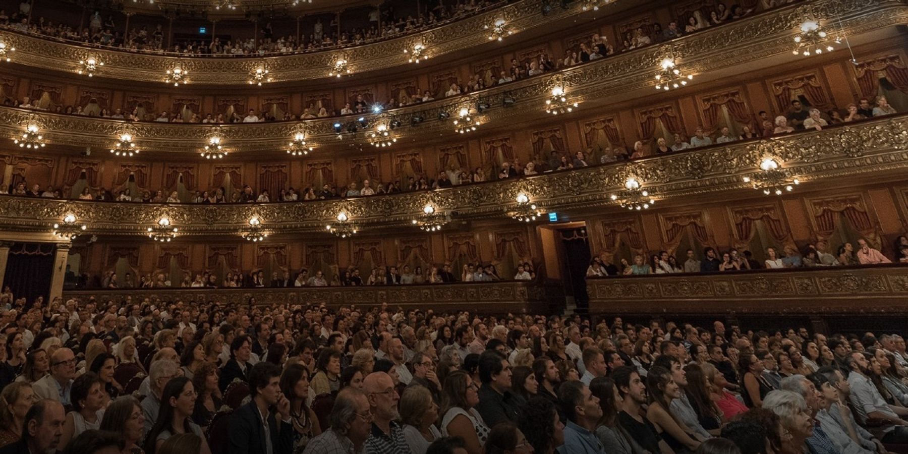 Orquesta Académica del Teatro Colón Performs Wagner – Chaikovski at Teatro Colon