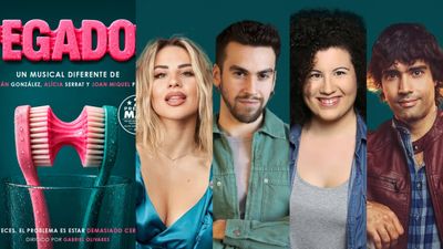PEGADOS regresa a Madrid protagonizado por Lucía Gil e Iker Montero en el Gran Teatro Pavón