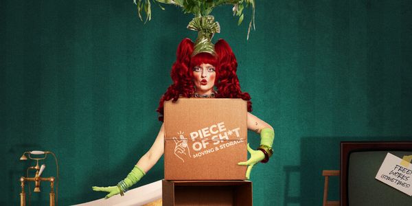 PEPPER SLIT: LIVE IN HER LIVING ROOM Will Debut This Summer, Written By and Starring SNL's Chloe Troast Photo