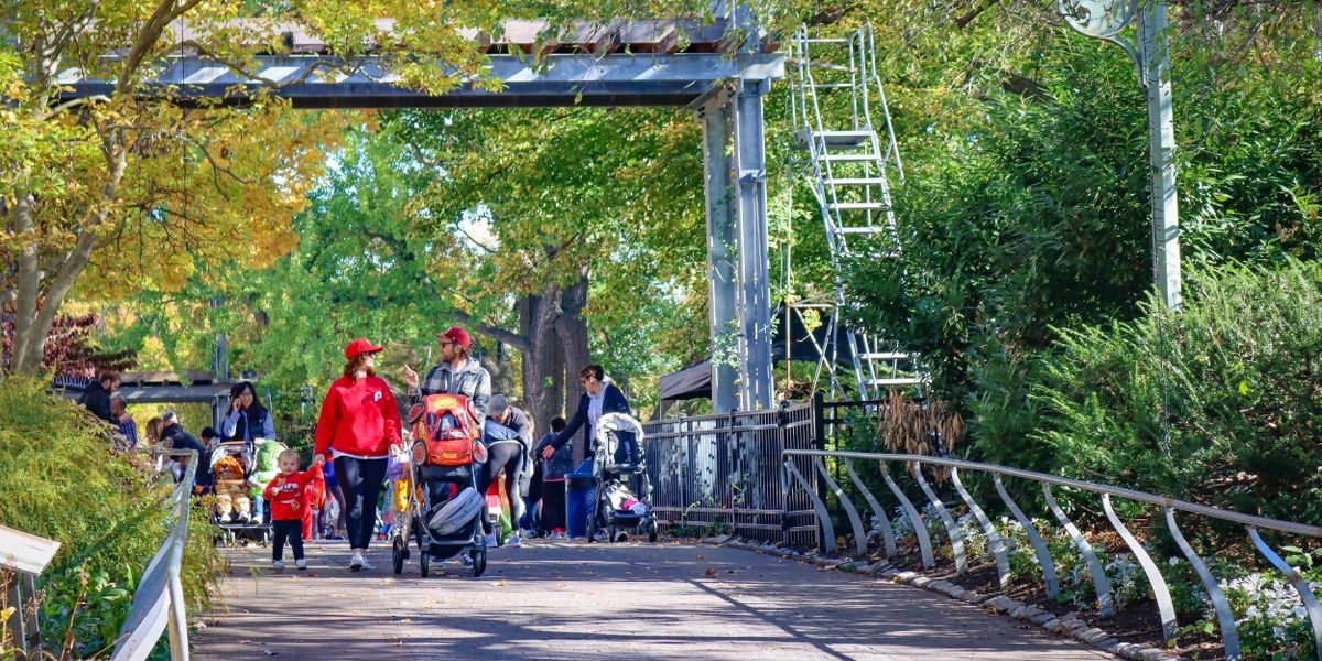 PHILADELPHIA ZOO'S HALLOWEEN EXTRAVAGANZA-'BOO AT THE ZOO' This Weekend