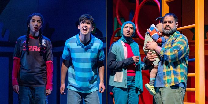 PLANET OMAR World Premiere Will Transfer to the Unicorn Theatre in May Photos