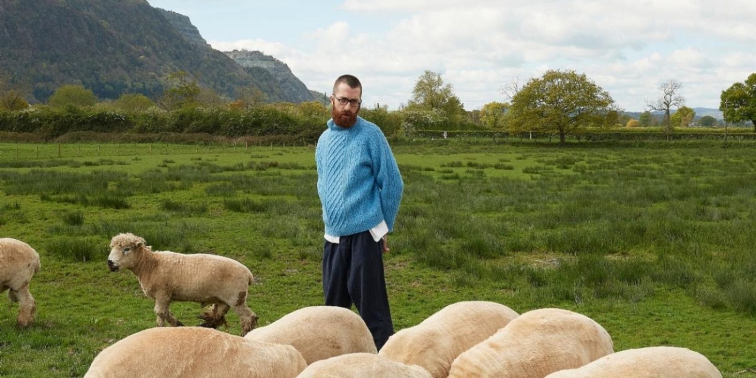 POOR THINGS Composer Jerskin Fendrix Sets, Shares Lead Single 'Beth's Farm'  Image