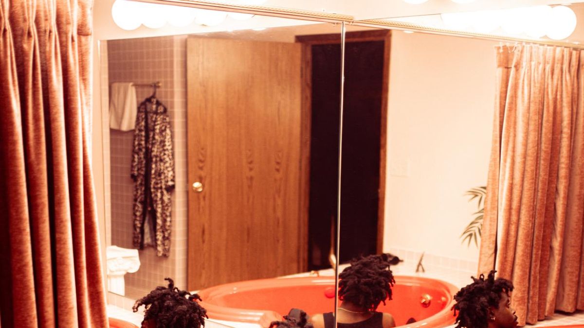 Pauli The PSM Shares 'daddy (ft. VALÉ)' Single and Video