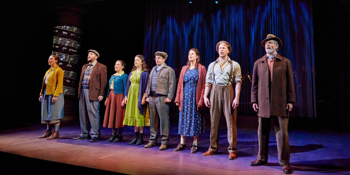 Performances Begin Tonight for National Yiddish Theatre Folksbiene's AMID FALLING WALLS