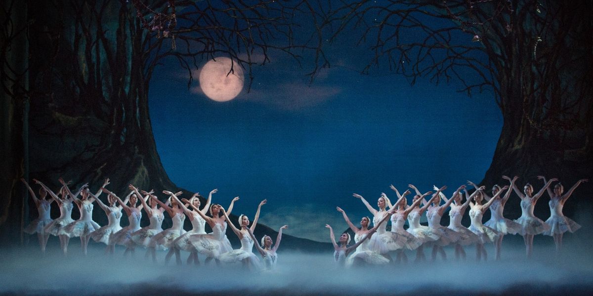 Philadelphia Ballet's SWAN LAKE to be Presented at the Academy of Music