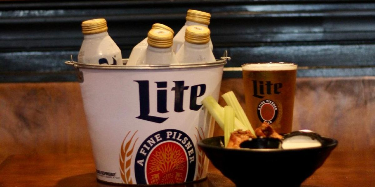 Philadelphia Eagles Season - Where to Sip, Shop. and Tailgate for the Big Games