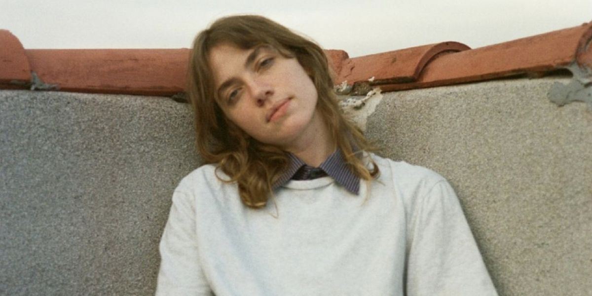 Phoebe Go Announces Debut Album & Shares 'Leave'
