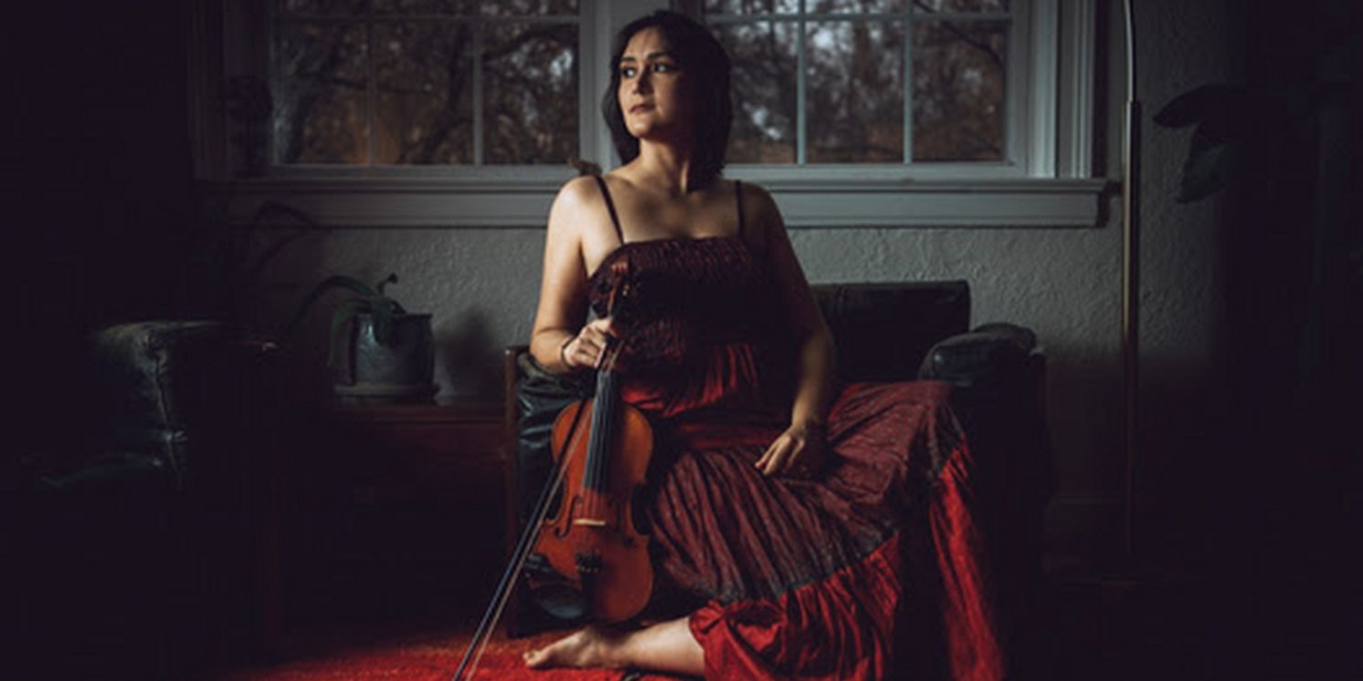 Phoebe Hunt's Fiddle-Forward New Album 'Nothing Else Matters'  Image