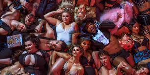 Photo: Complete Cast Set for BURLESQUE THE MUSICAL