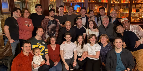 Photo: Original NEWSIES Stars Reunite For 14th Anniversary Photo