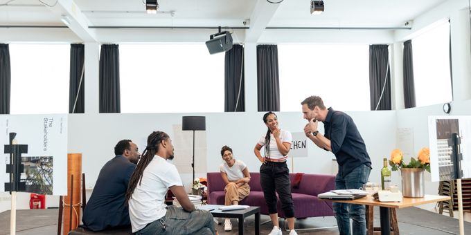 Photos: Inside Rehearsal For GOD OF CARNAGE at the Lyric Hammersmith Photos