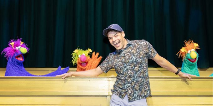 Photos: Jeremy Jordan Pays a Visit to SESAME STREET Photos