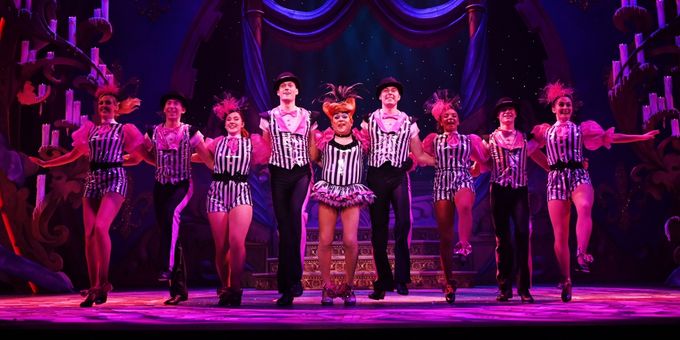 Photos: First Look At Wolverhampton SNOW WHITE Holiday Panto Photos