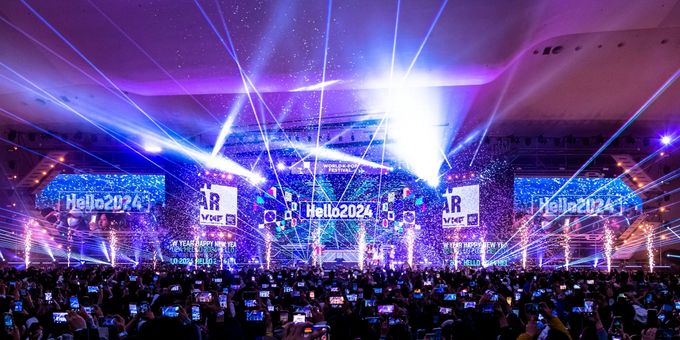 Photos: Jay Park, Chung Ha, and More Ring in the New Year at SEOULCon Photos