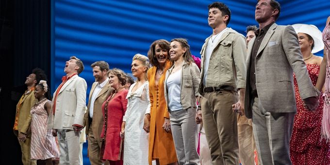 Photos: MAMMIA MIA! I HAVE A DREAM Winners Stevie Doc and Tobias Turley Join MAM Photos