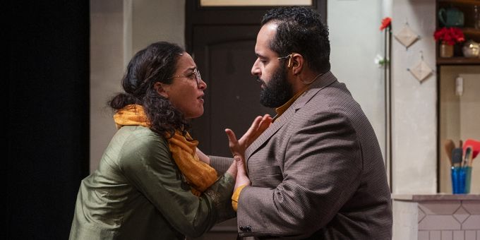 Photos: First Look At Pulitzer Prize-Winning SELLING KABUL At Northlight Theatre Photos