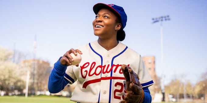 Photos: First Look At Jennifer Mogbock In TONI STONE At the Huntington Theatre Photos