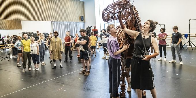 Photos: WAR HORSE UK and Ireland Tour in Rehearsal Photos