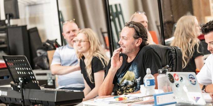 Photos: NOW THAT'S WHAT I CALL A MUSICAL Begins Rehearsals For UK & Ireland Tour Photos