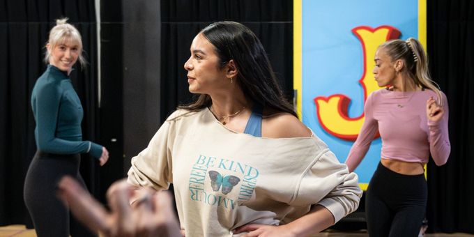 Photos: Wolverhampton Grand Theatre's BEAUTY AND THE BEAST Panto In Rehearsal Photos