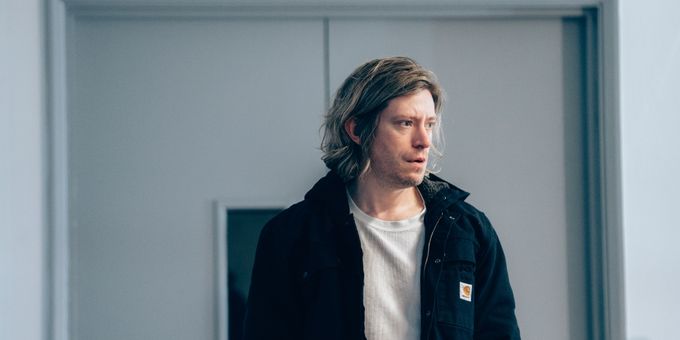 Photos: Brie Larson, Stockard Channing, and More in ELEKTRA Photos