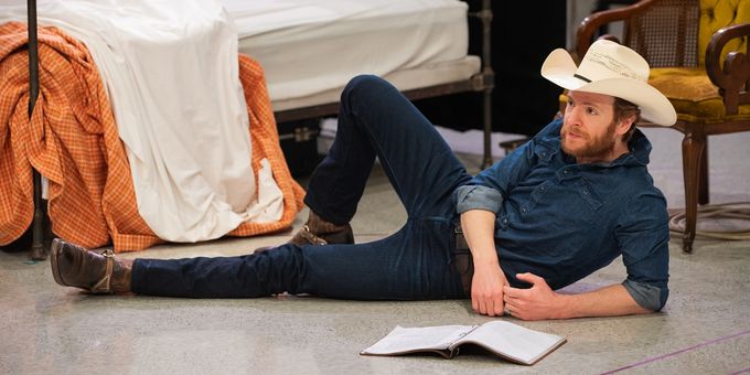 Photos: FOOL FOR LOVE In Rehearsal At Steppenwolf Theatre Company Photos