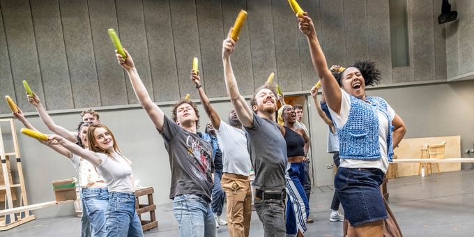 Photos: UK Premiere of SHUCKED in Rehearsal Photos