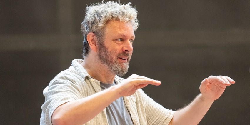 Photos: Michael Sheen and More in Rehearsal For NYE at the National Theatre Photo