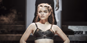 Photos: First Look at Rachel Zegler and the Cast of EVITA in London