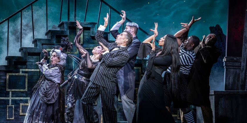 Photos: THE ADDAMS FAMILY is Now On UK Tour Photo