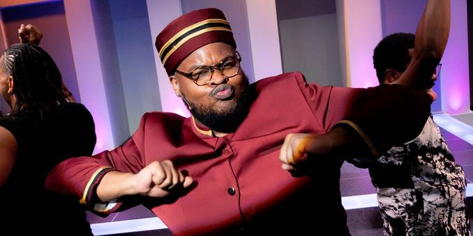 Photos: A STRANGE LOOP at Actor's Express Photos