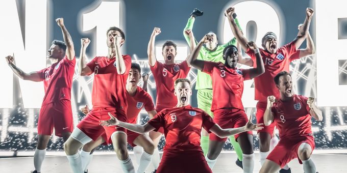 Photos: First Look At DEAR ENGLAND UK National Tour Photos